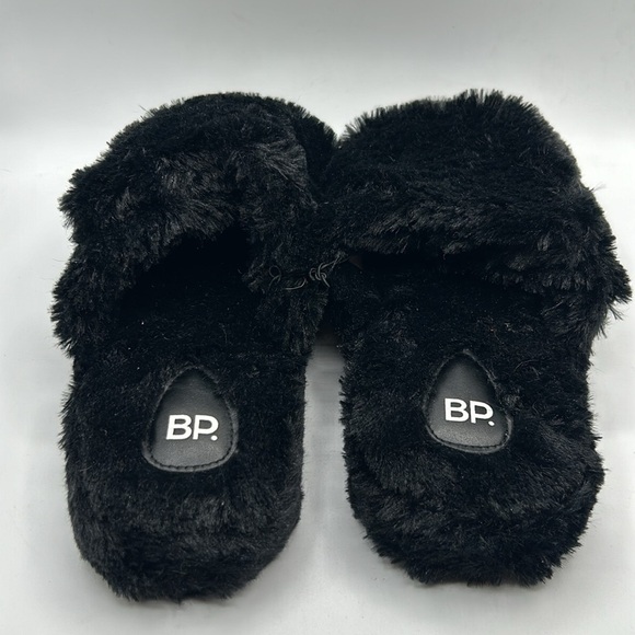 BP Black Fuzzy Slip On Slippers Size XL 11/12 New without tags! - Picture 5 of 7